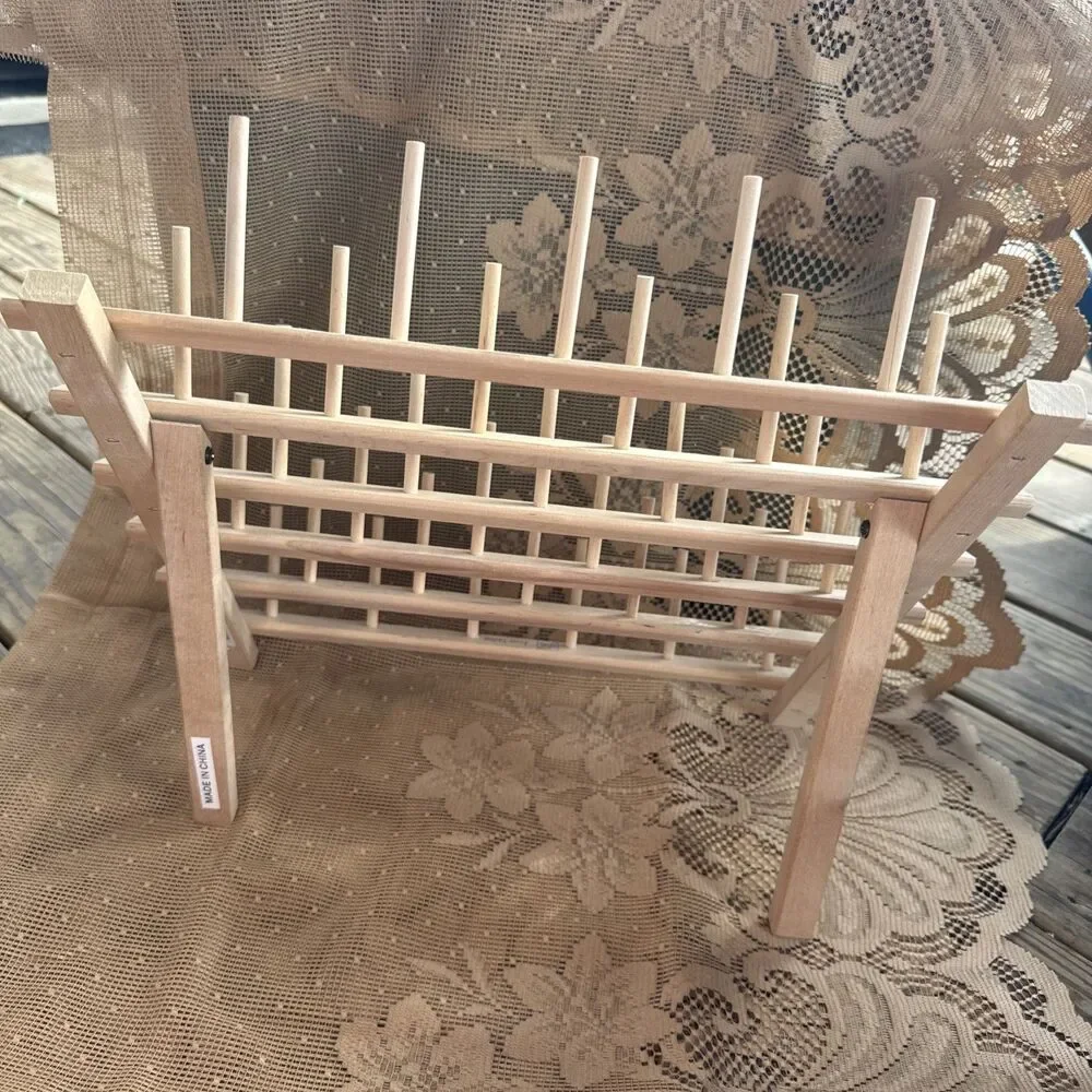 Unused June Tailor 33 Spool Wood Sewing Thread Rack JT680 Tabletop Organizer